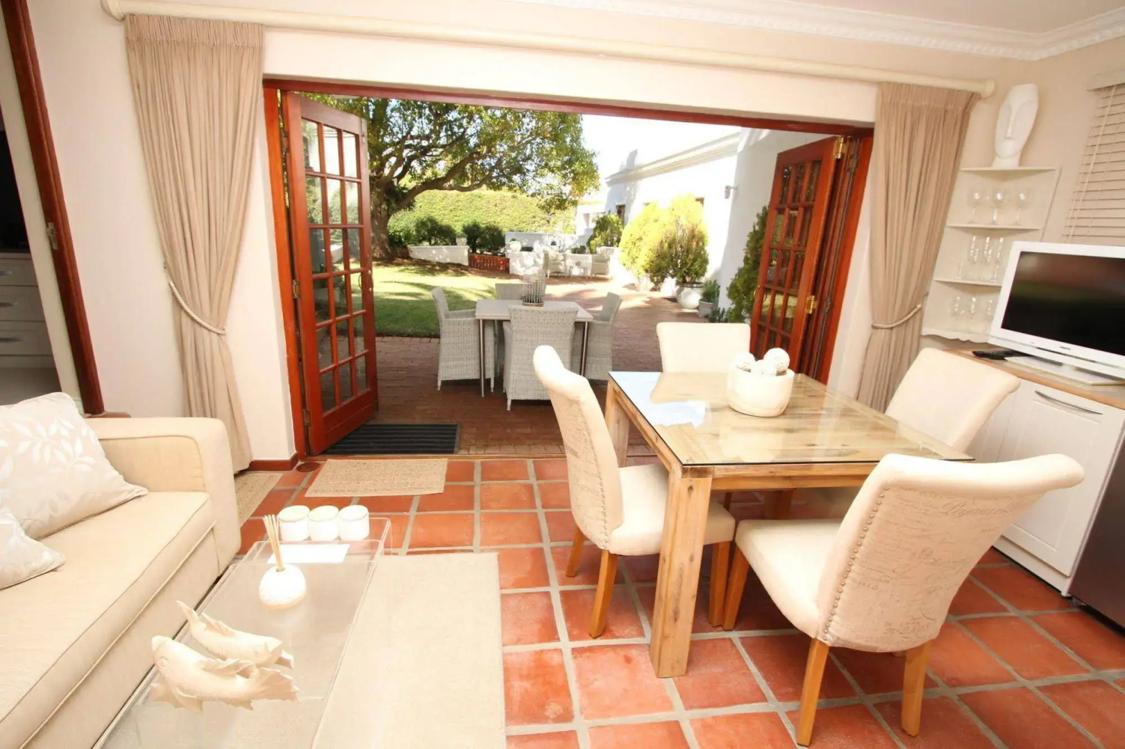 Photo - Constantia Garden Suites