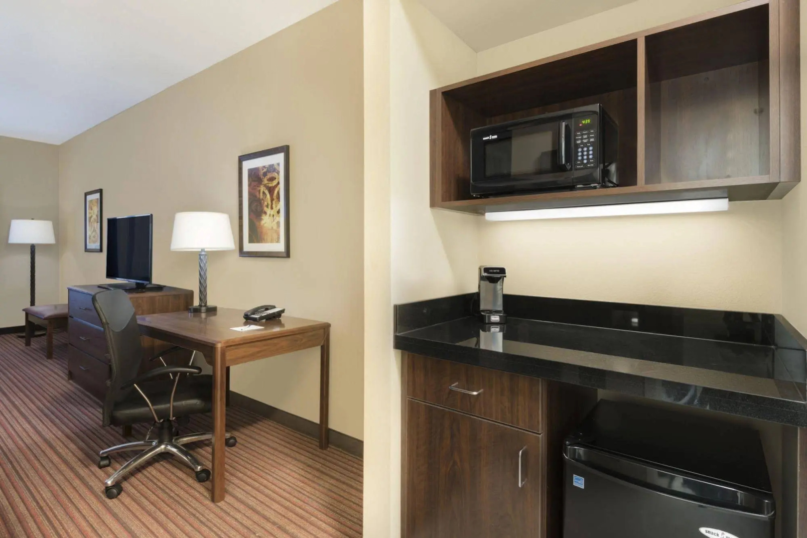 Foto - Best Western Plus Hudson Hotel & Suites