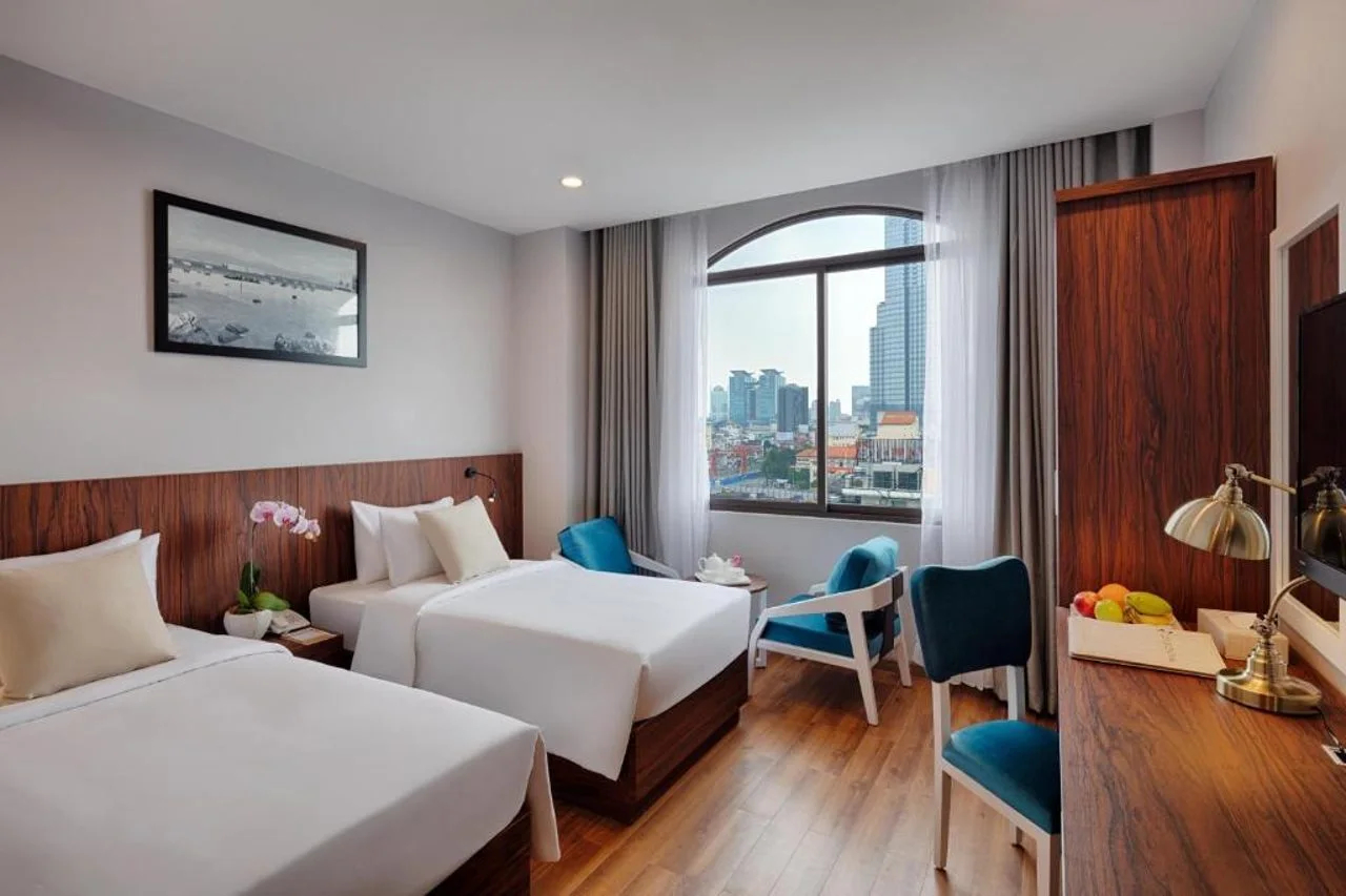 Foto - Happy Life Grand Hotel & Rooftop Skybar
