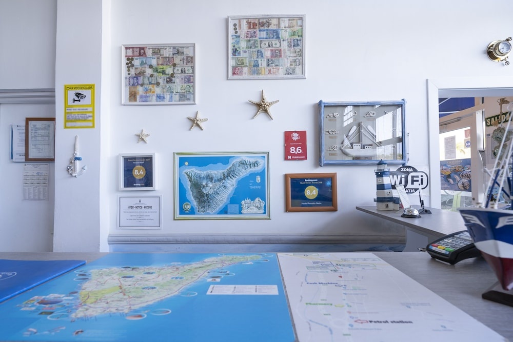 Hostel Neon Tenerife