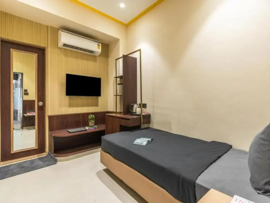 Photo - The Hosteller Mumbai, International Airport