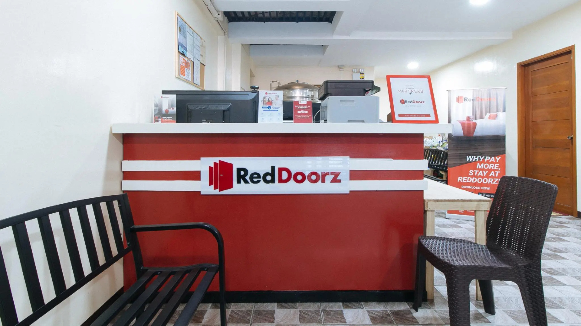 Foto - RedDoorz Plus near Uptown BGC Mall