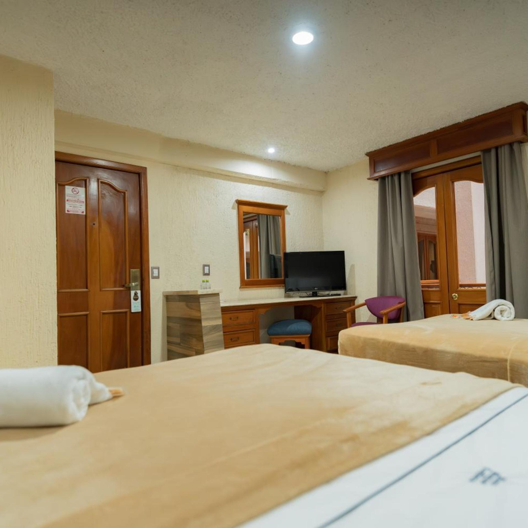 Photo - Hotel Santiago De Compostela - Guadalajara Centro Historico