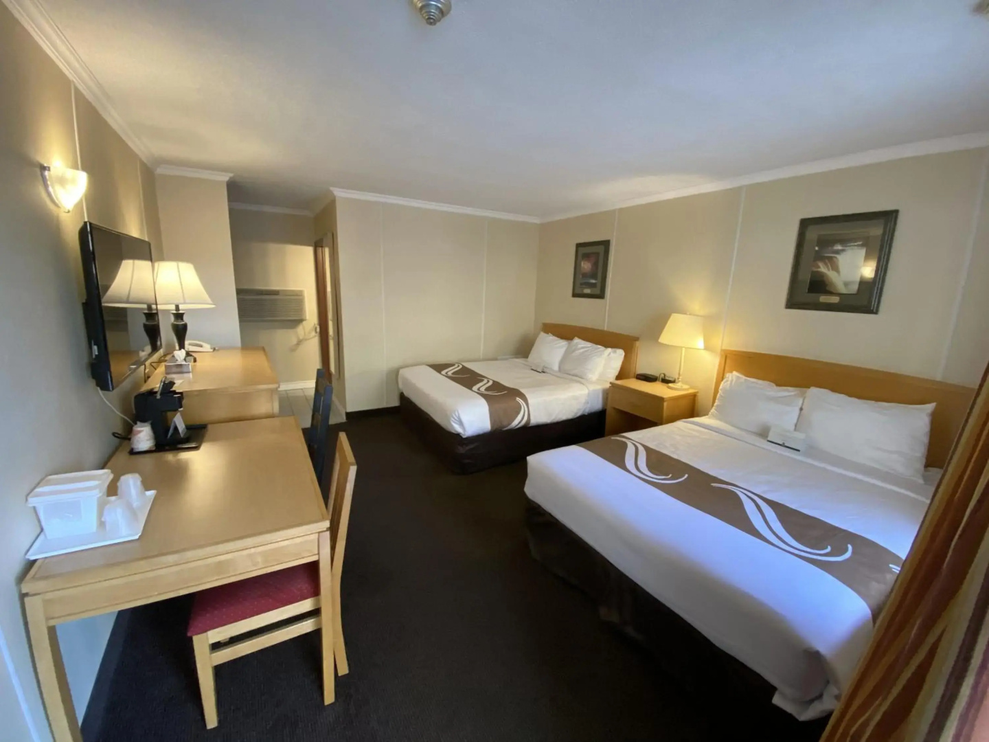 Foto - Quality Inn & Suites