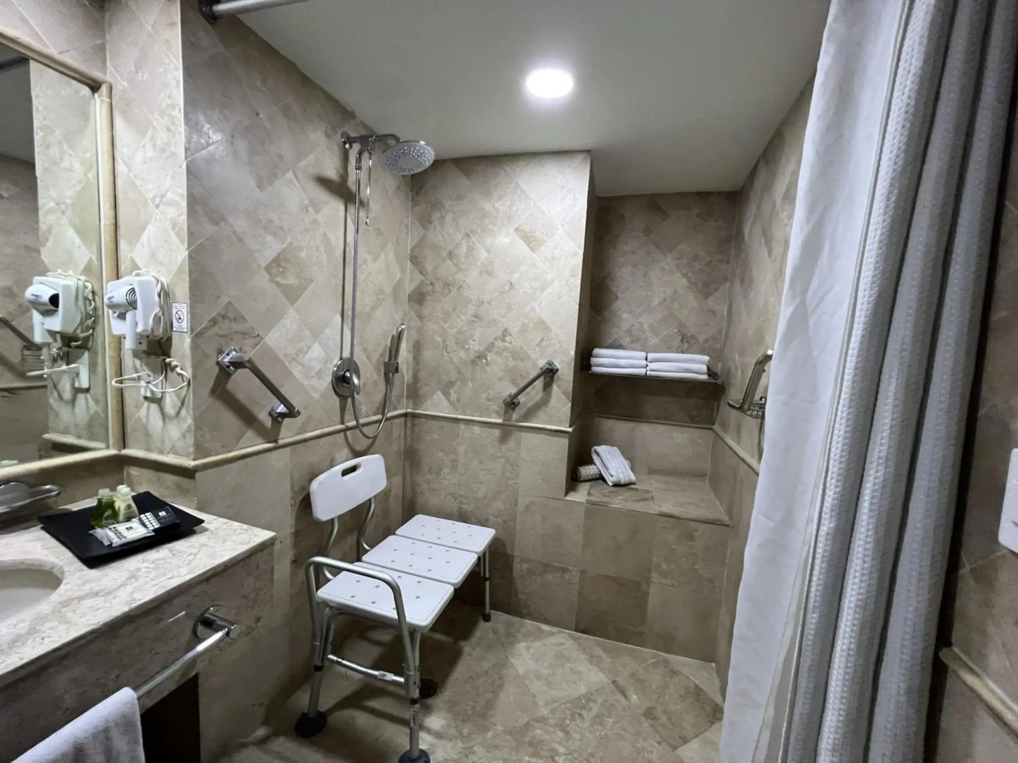 Foto - Hotel Aeropuerto