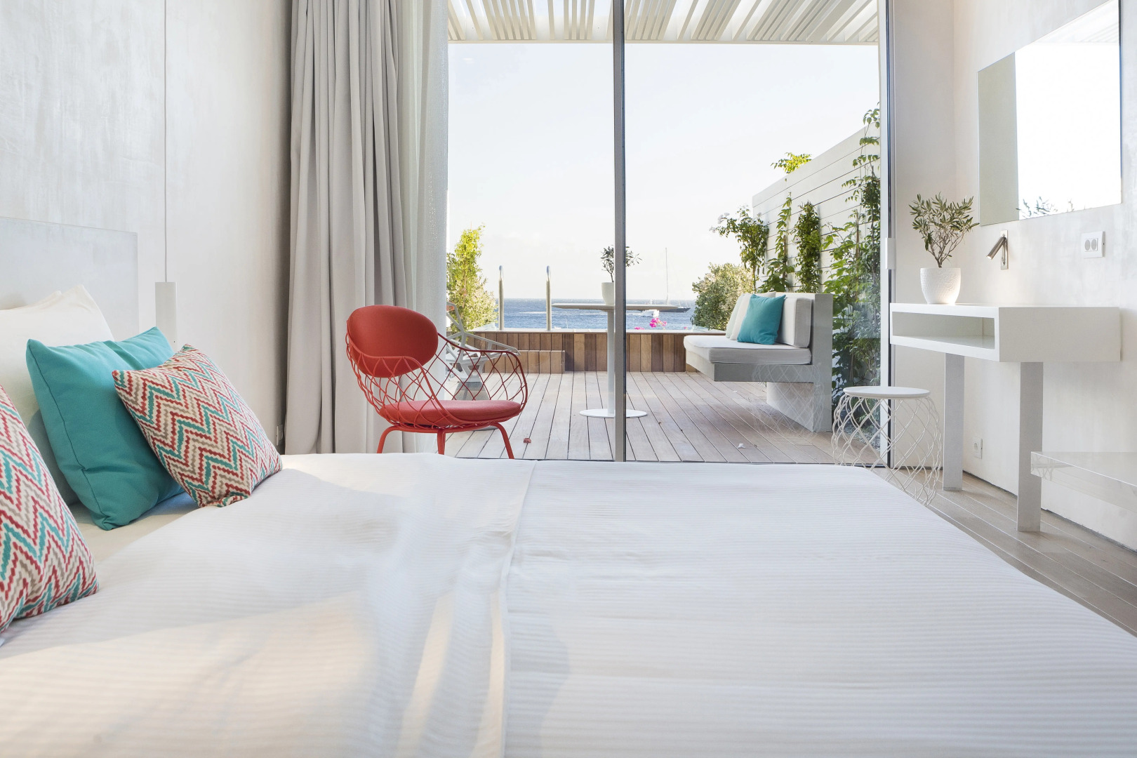Photo - Mykonos Dove Beachfront Hotel