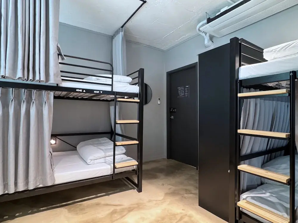 Photo - Original Backpackers