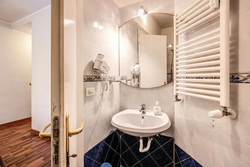 Photo - All Comfort Astoria Palace