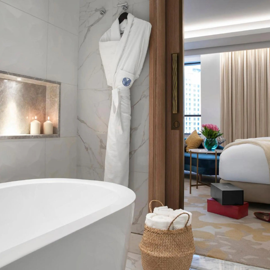 Photo - Al Jaddaf Rotana Suite Hotel