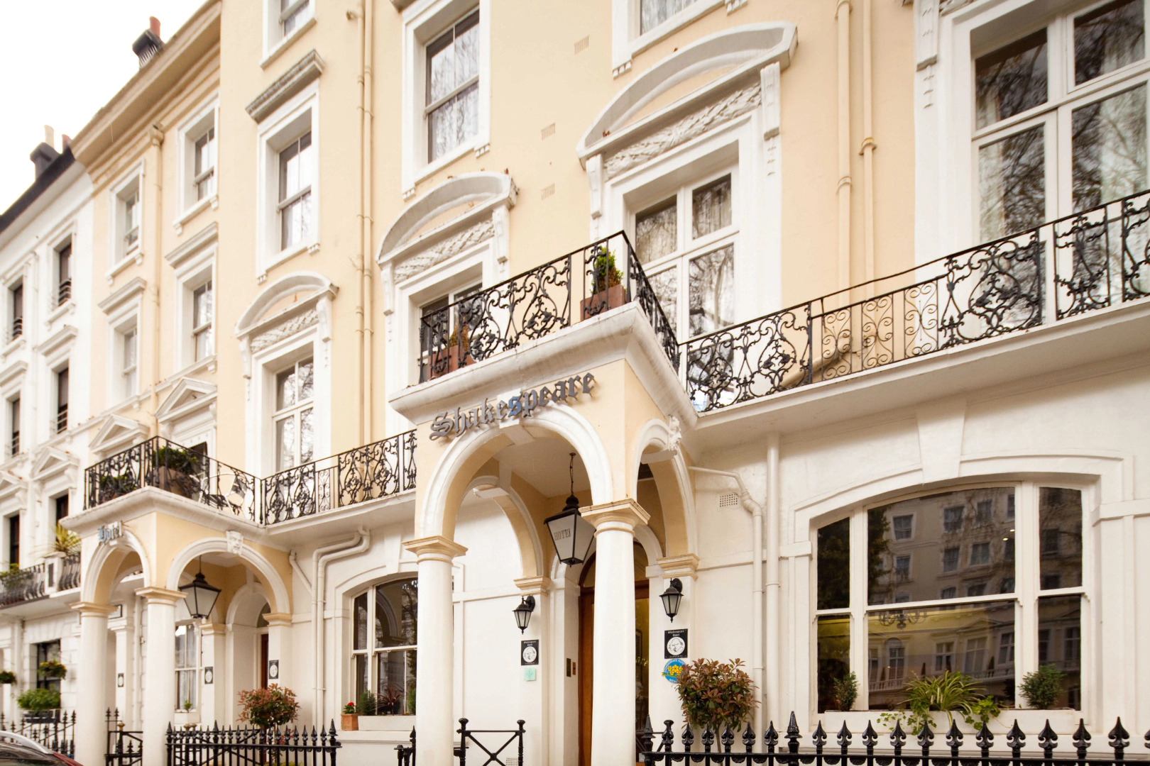 Photo - Shakespeare Hotel