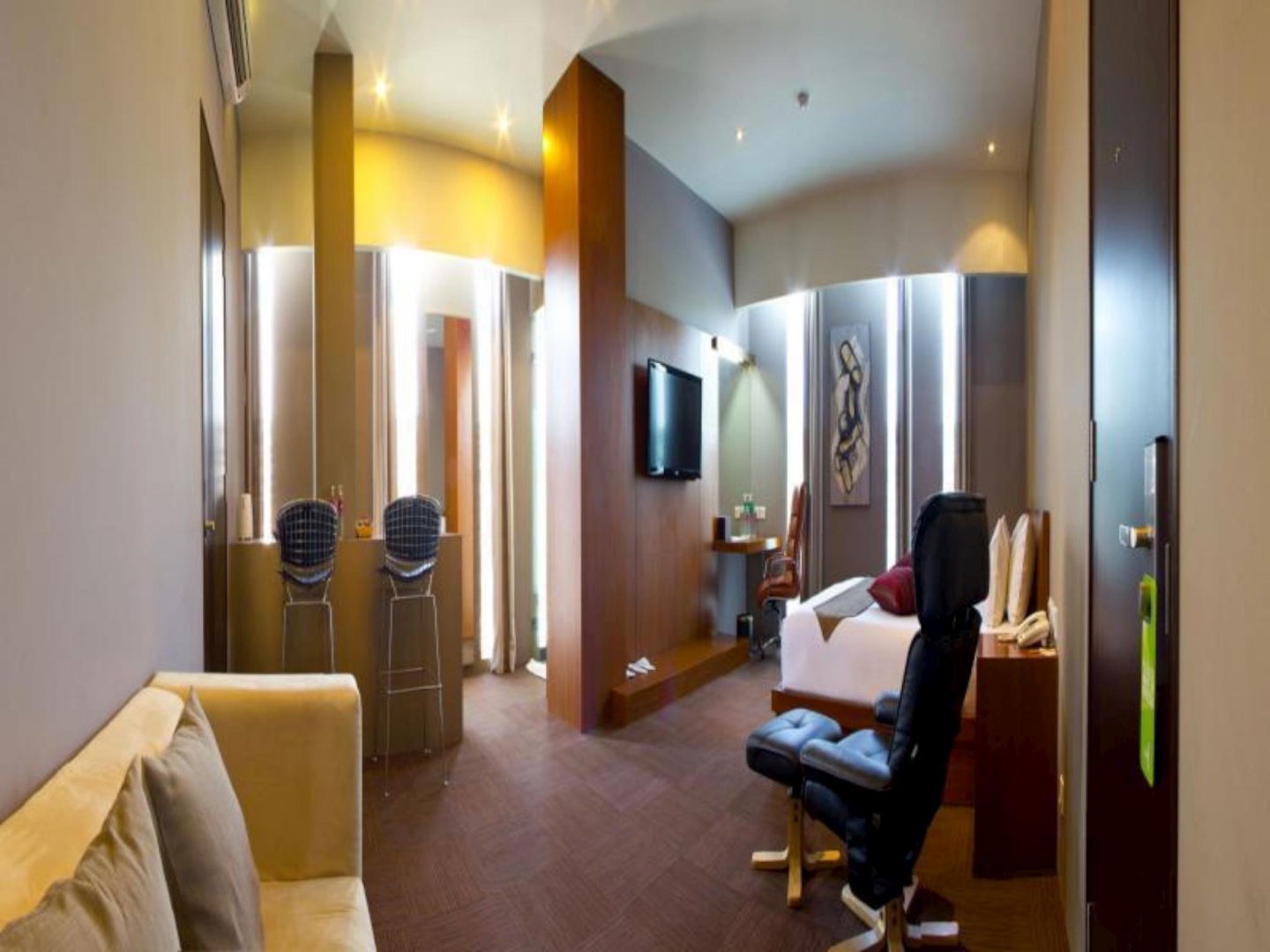 Plan B Hotel