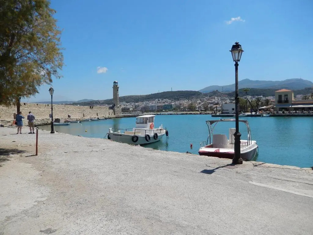 Photo - Aloe Apartments