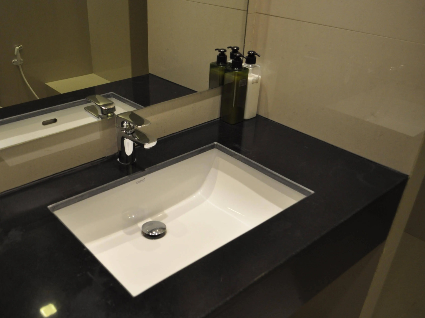 Photo - Rezt Bangkok