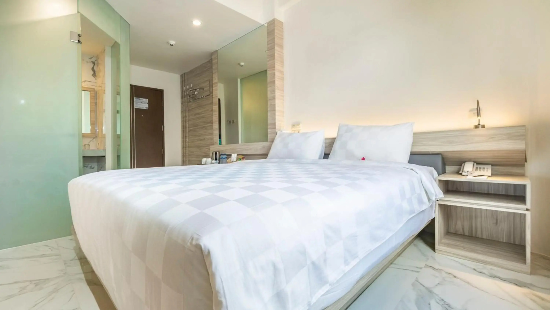 Photo - City of Aventus Hotel - Denpasar