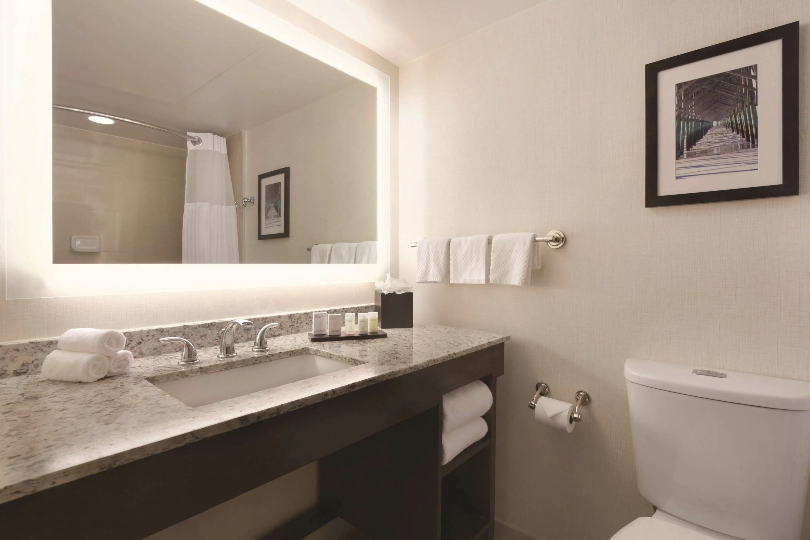 Foto - Embassy Suites by Hilton Jacksonville Baymeadows