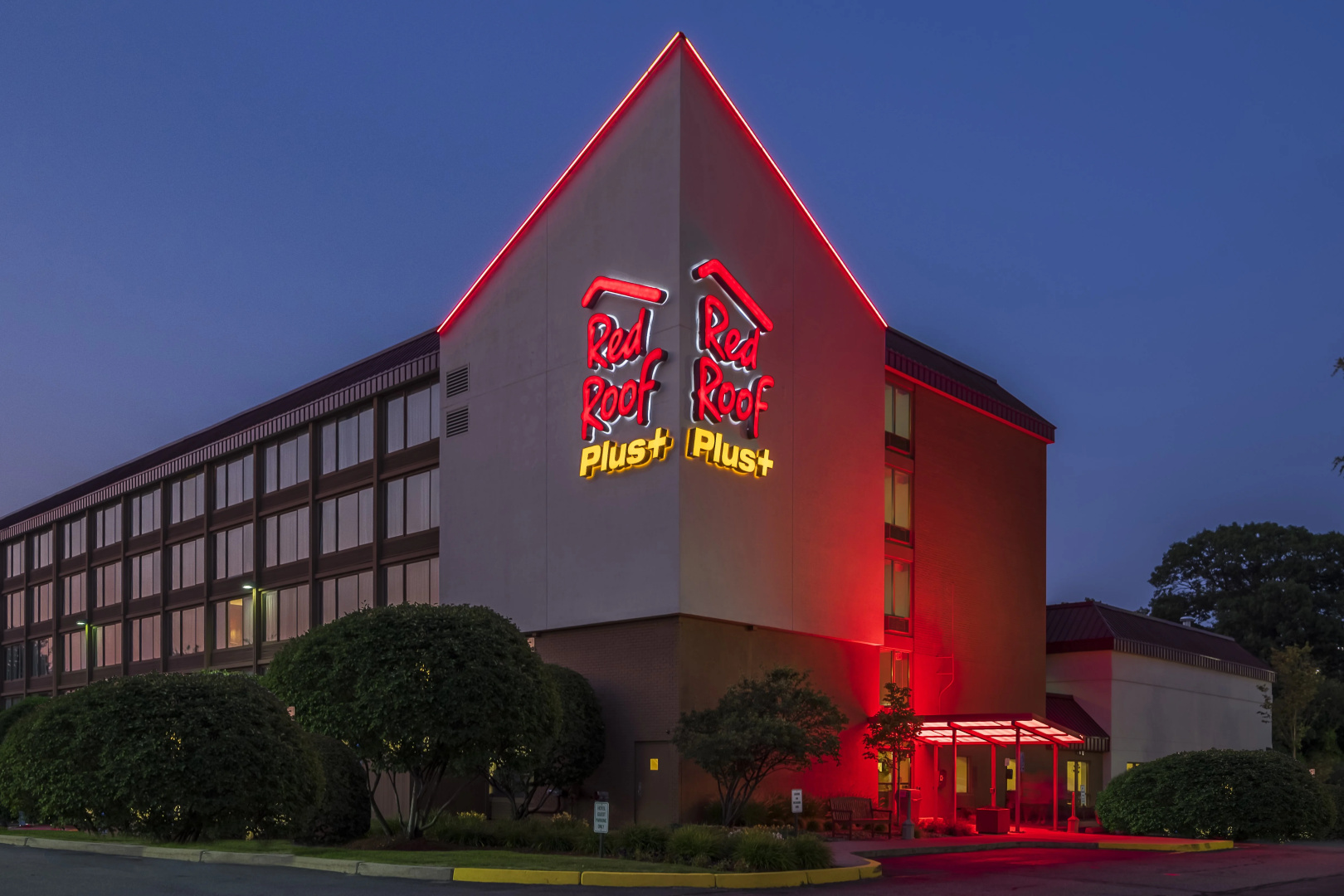 Photo - Red Roof Inn PLUS+ Boston - Woburn/ Burlington