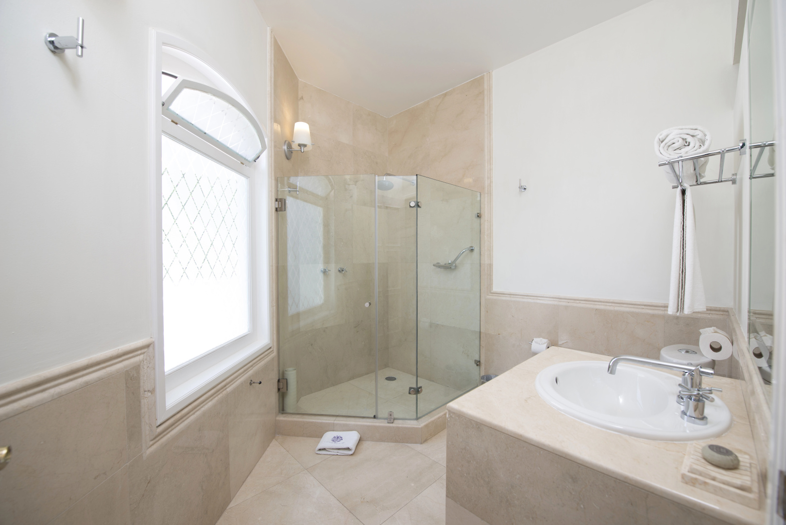 Photo - Casa Bonita Hotel & Luxury Residence