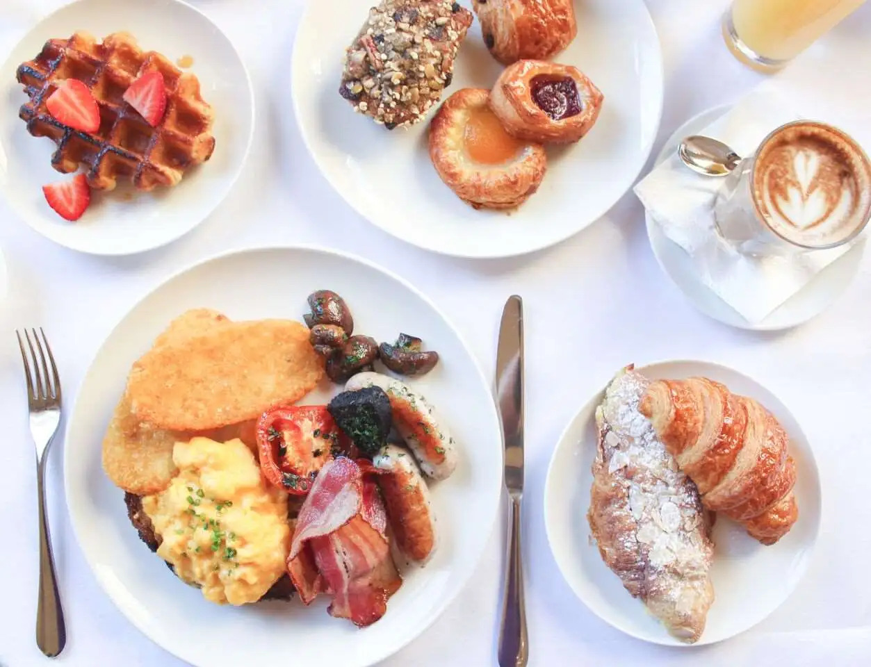 Photo - The Hotel Windsor