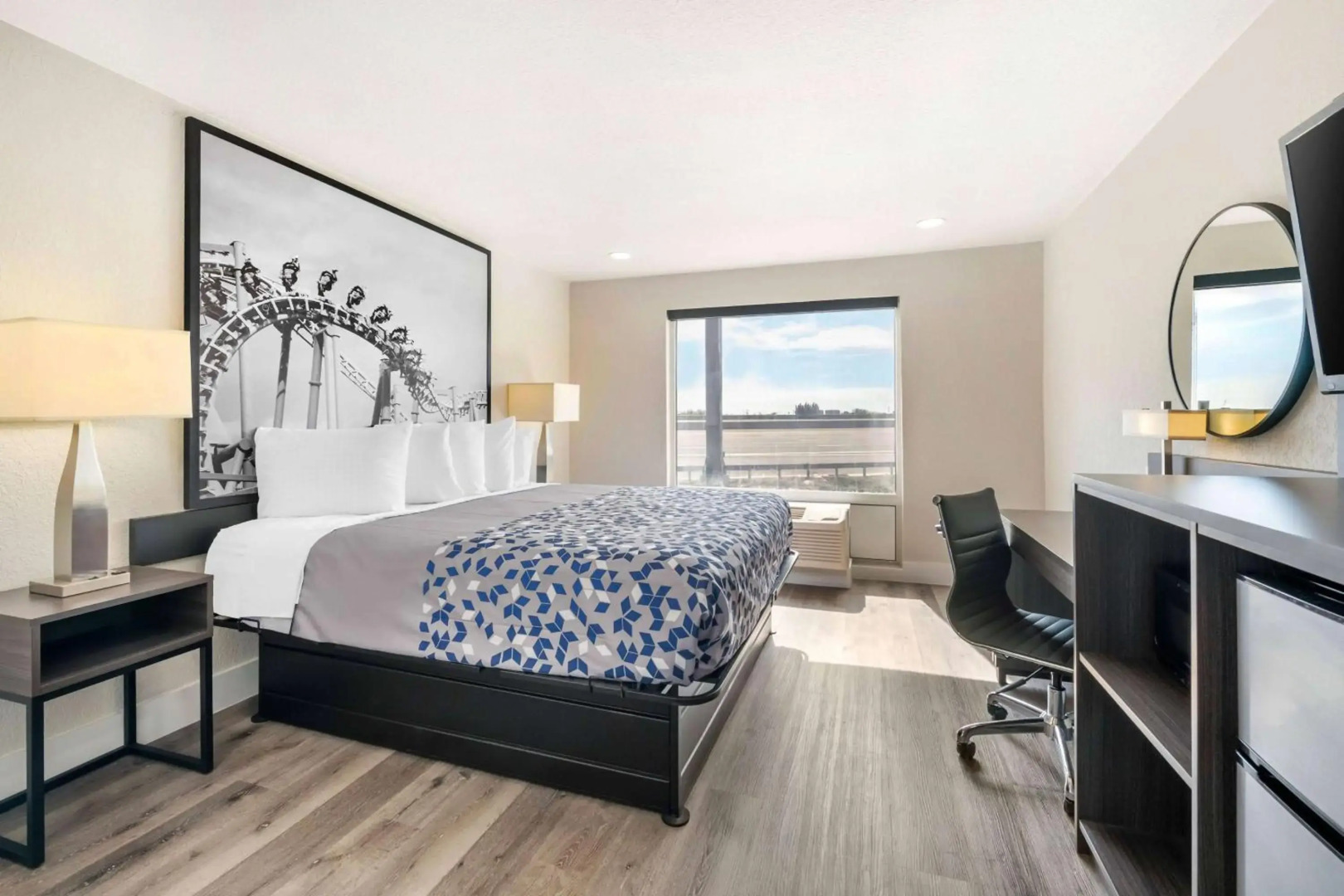 Foto - Super 8 by Wyndham Orlando Near Florida Mall