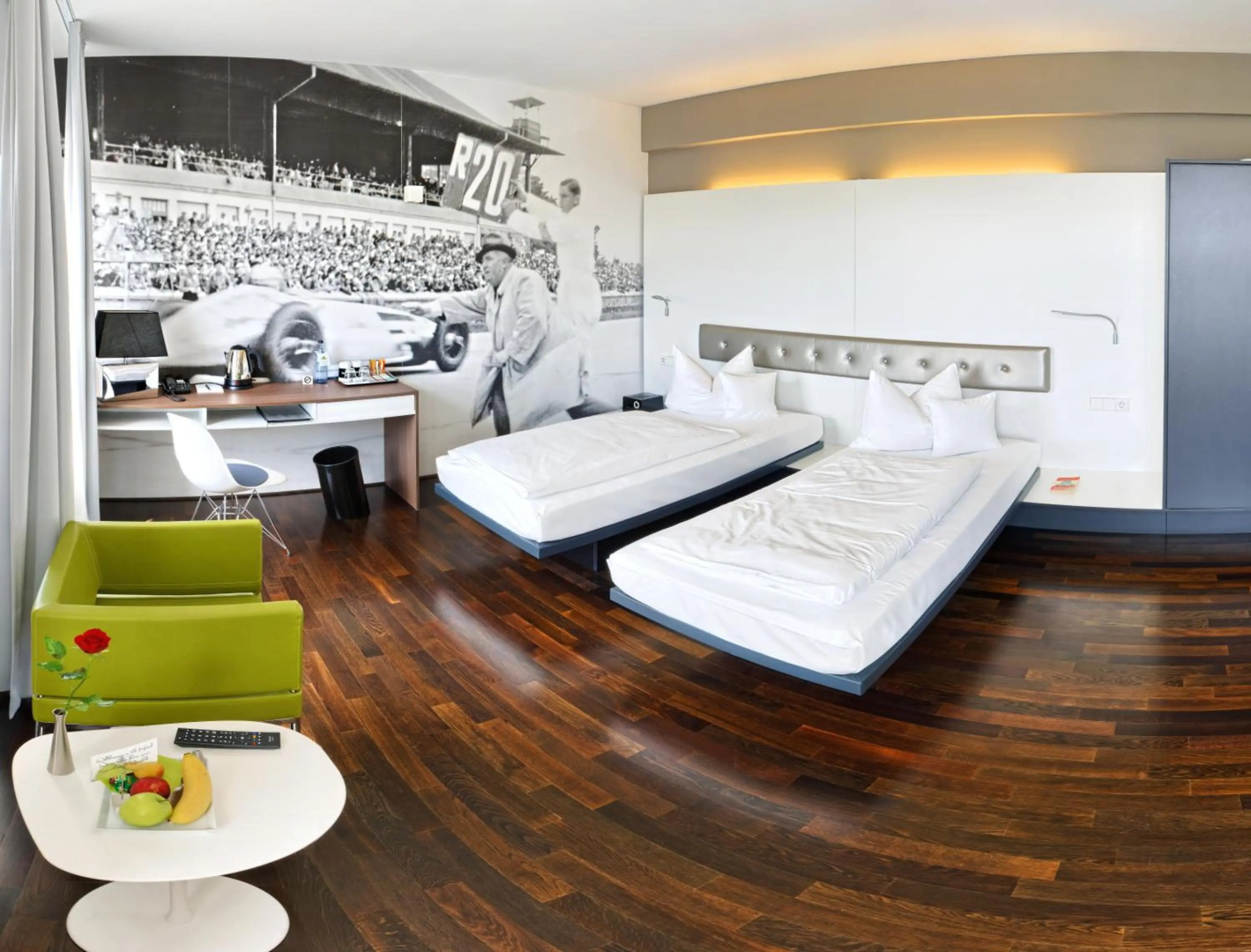 Foto - V8 Hotel Motorworld Region Stuttgart, BW Premier Collection