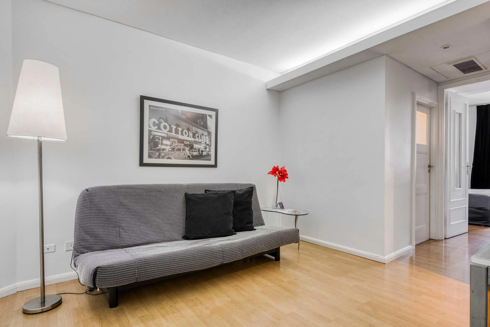 Photo - Broadway Hotel & Suites