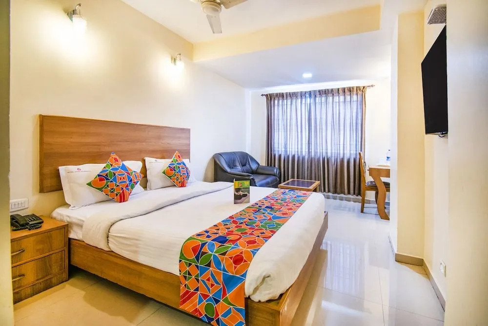 Photo - FabHotel Jansi Deluxe - Nr Gandhipuram Bus stand