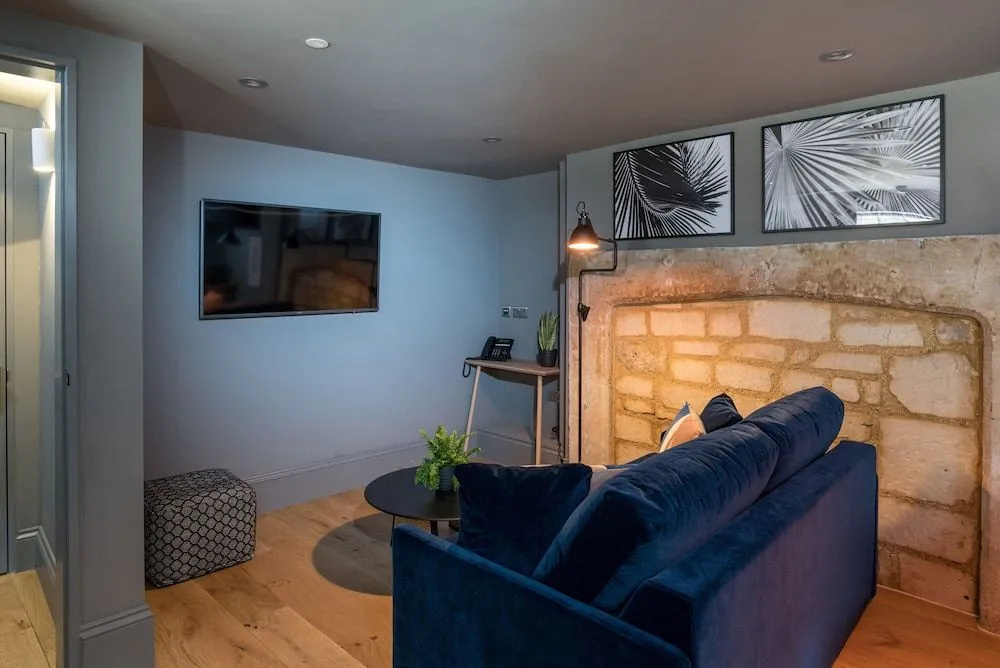 Photo - Hiding Space - Trim Street Apartments