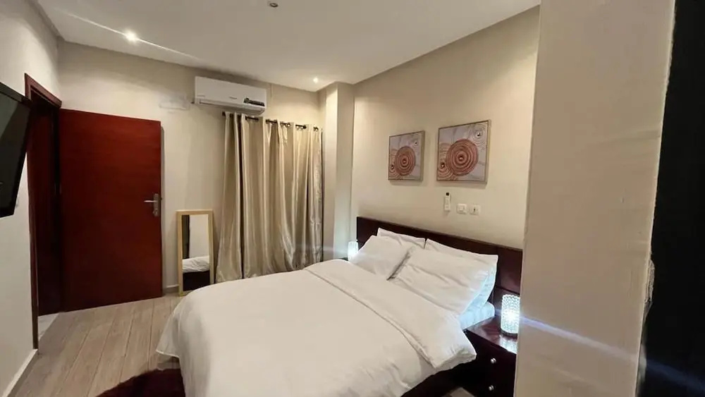 We Offer you a Lovely 1-bed Apartment in Abidjan — фото 1