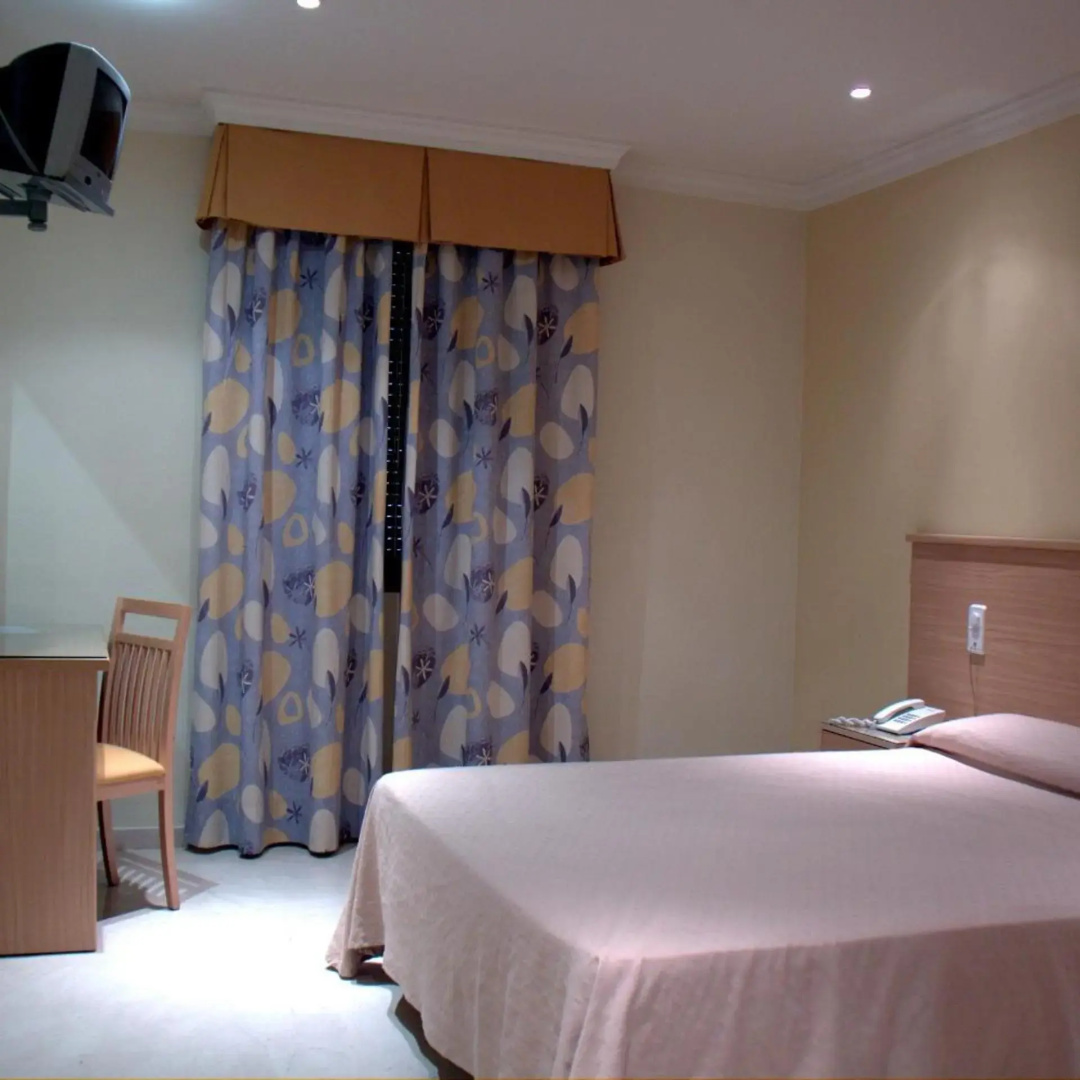 Photo - Hotel Los Girasoles