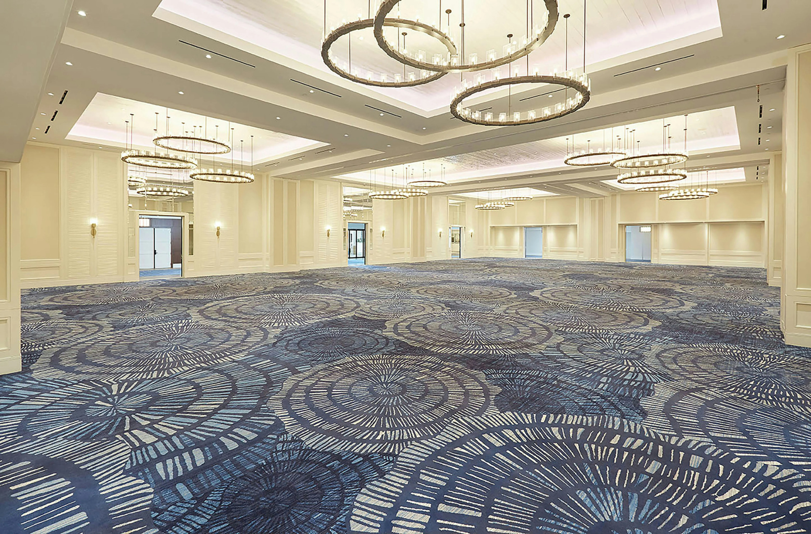 Photo - The Waterfront Beach Resort, A Hilton Hotel