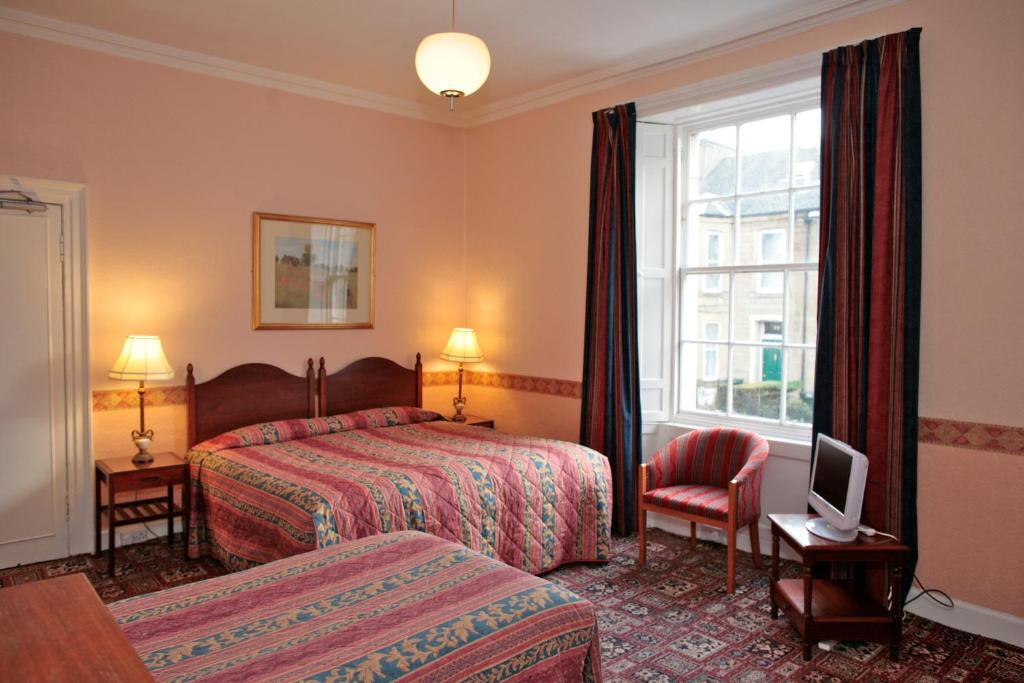 Photo - Averon Guest House