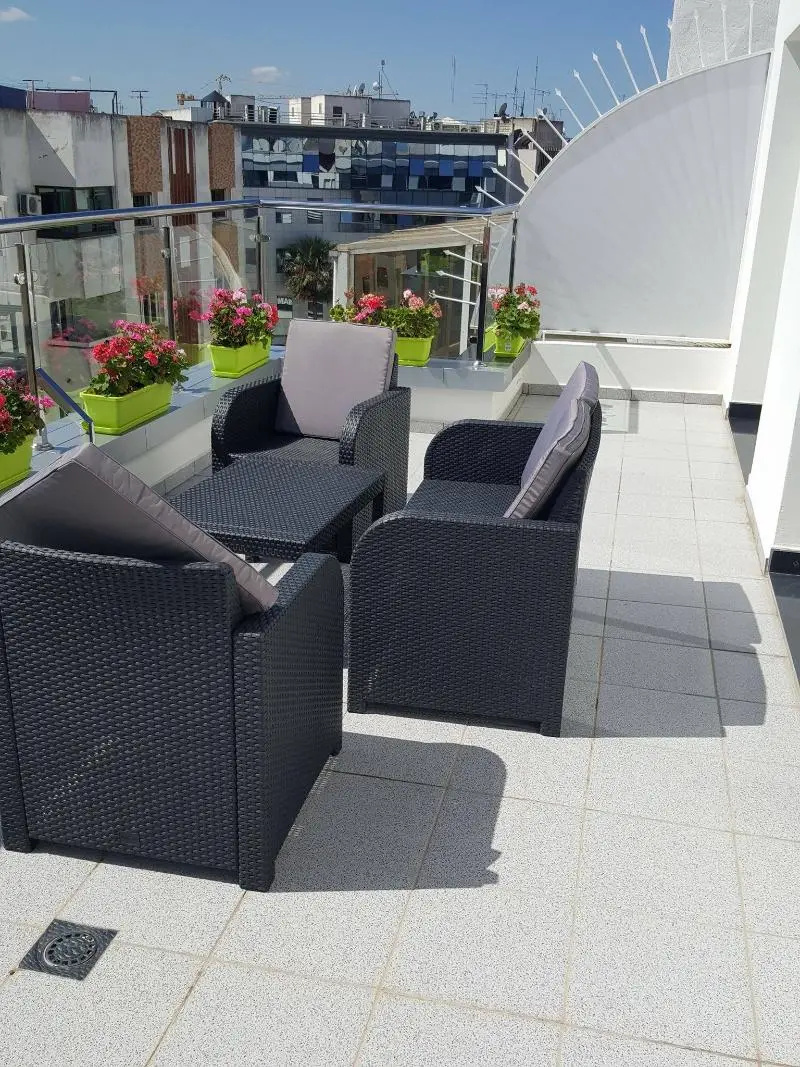 Photo - RENT-INN Suites Hotel