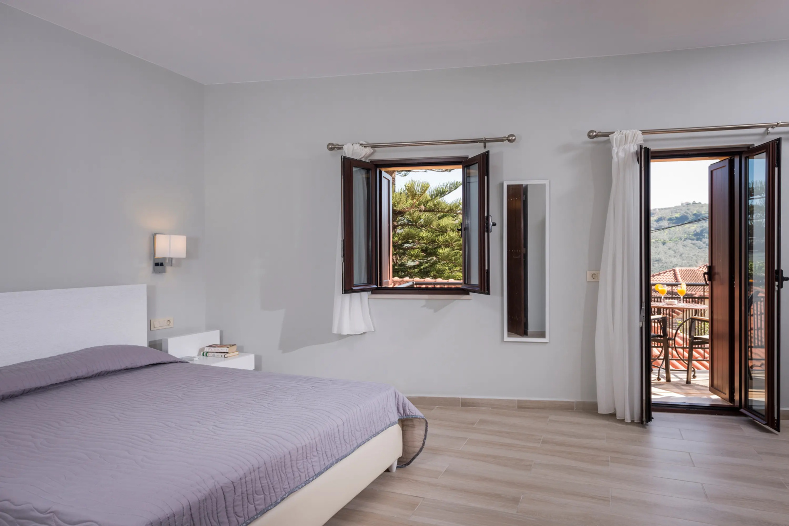 Photo - Spilia Village Hotel & Villas