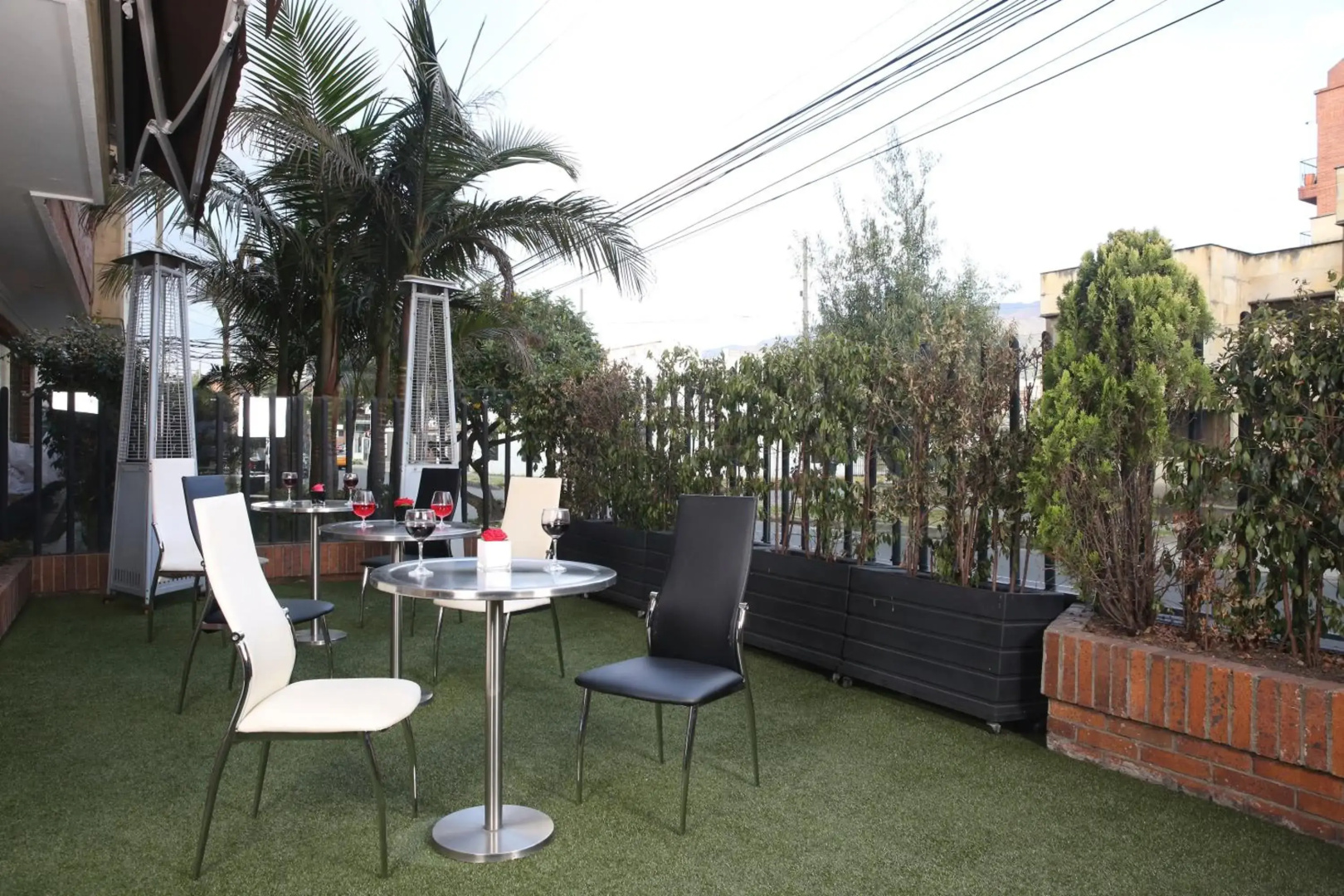 Photo - Hotel Suites 108