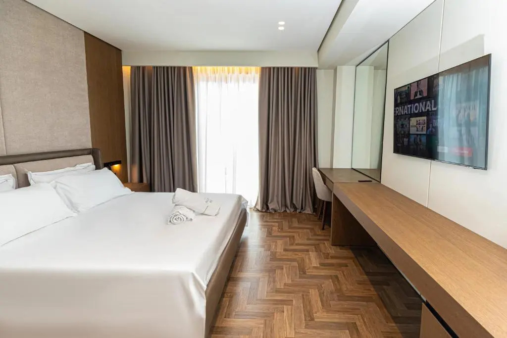 Photo - Mazarine Hotel