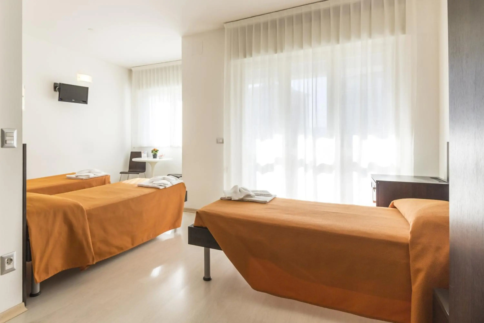 Photo - Hotel Sharing