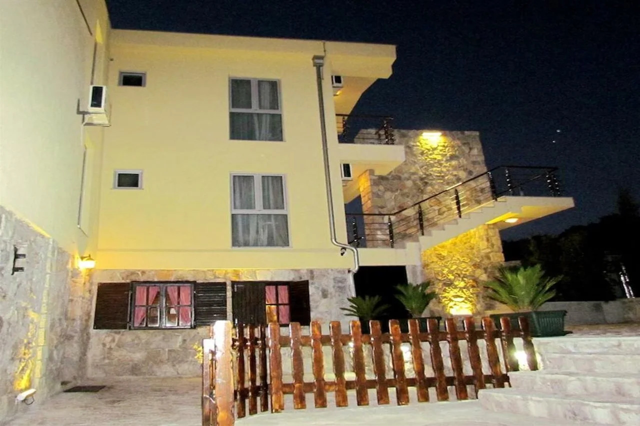 Foto - Hotel Crnogorska Kuća