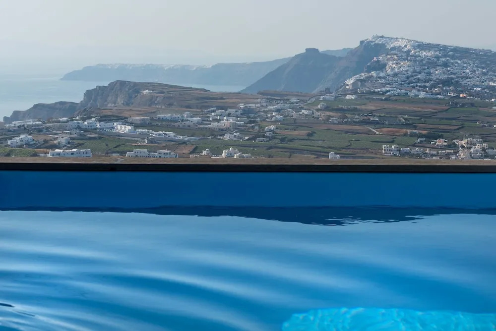 Foto - Phaos 1870, A restored Winery