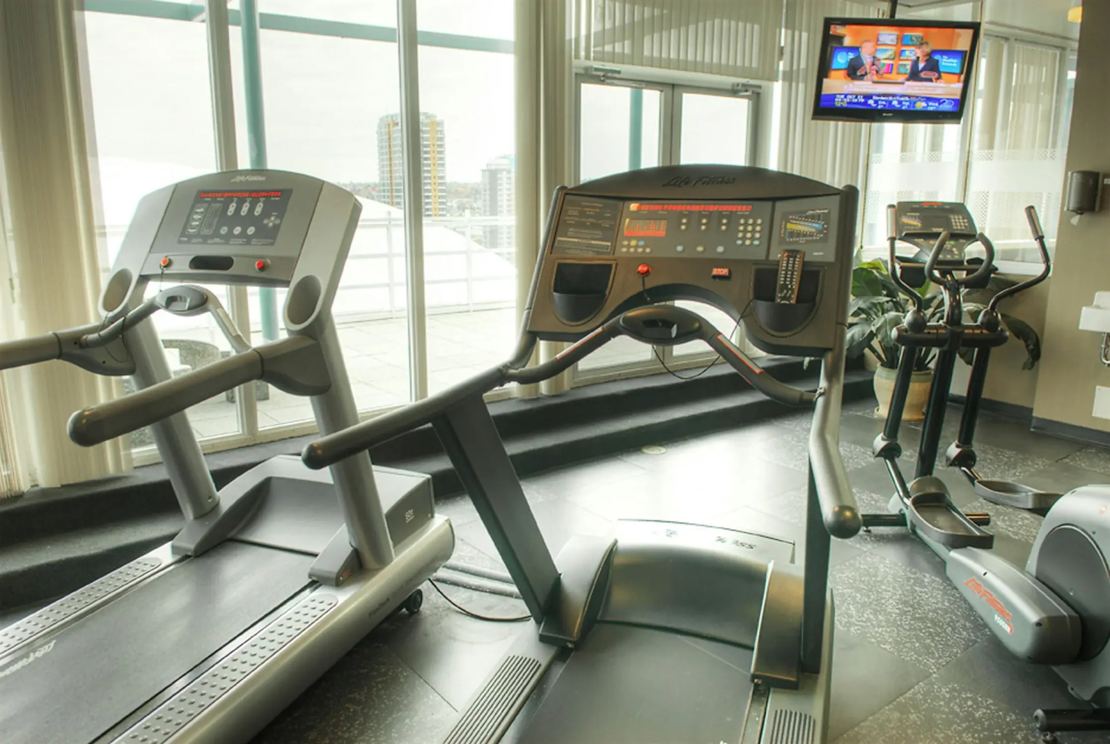 Photo - Hampton Inn and Suites by Hilton, Downtown Vancouver