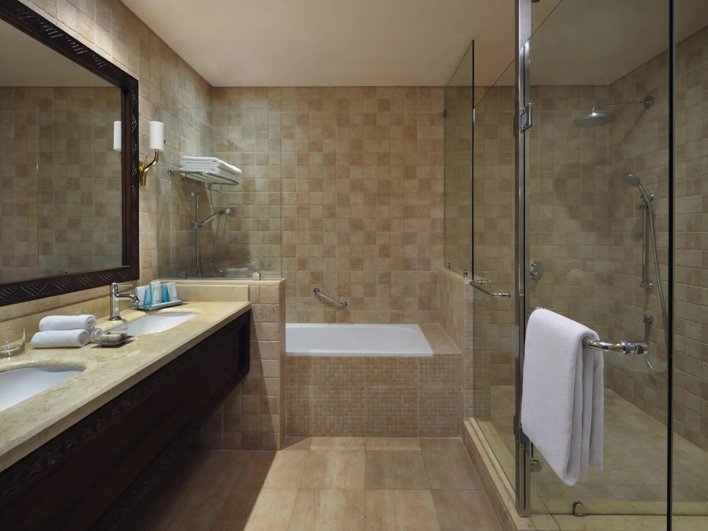 Foto - Mövenpick Ambassador Hotel Accra