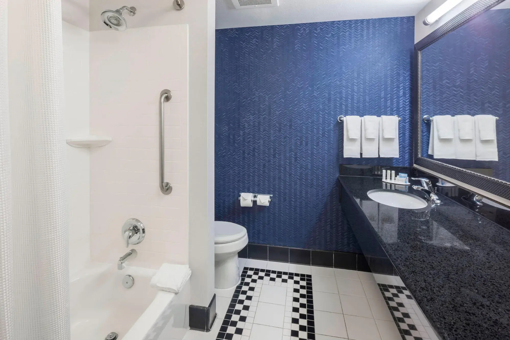 Photo - Fairfield by Marriott Inn & Suites Austin Parmer/Tech Ridge