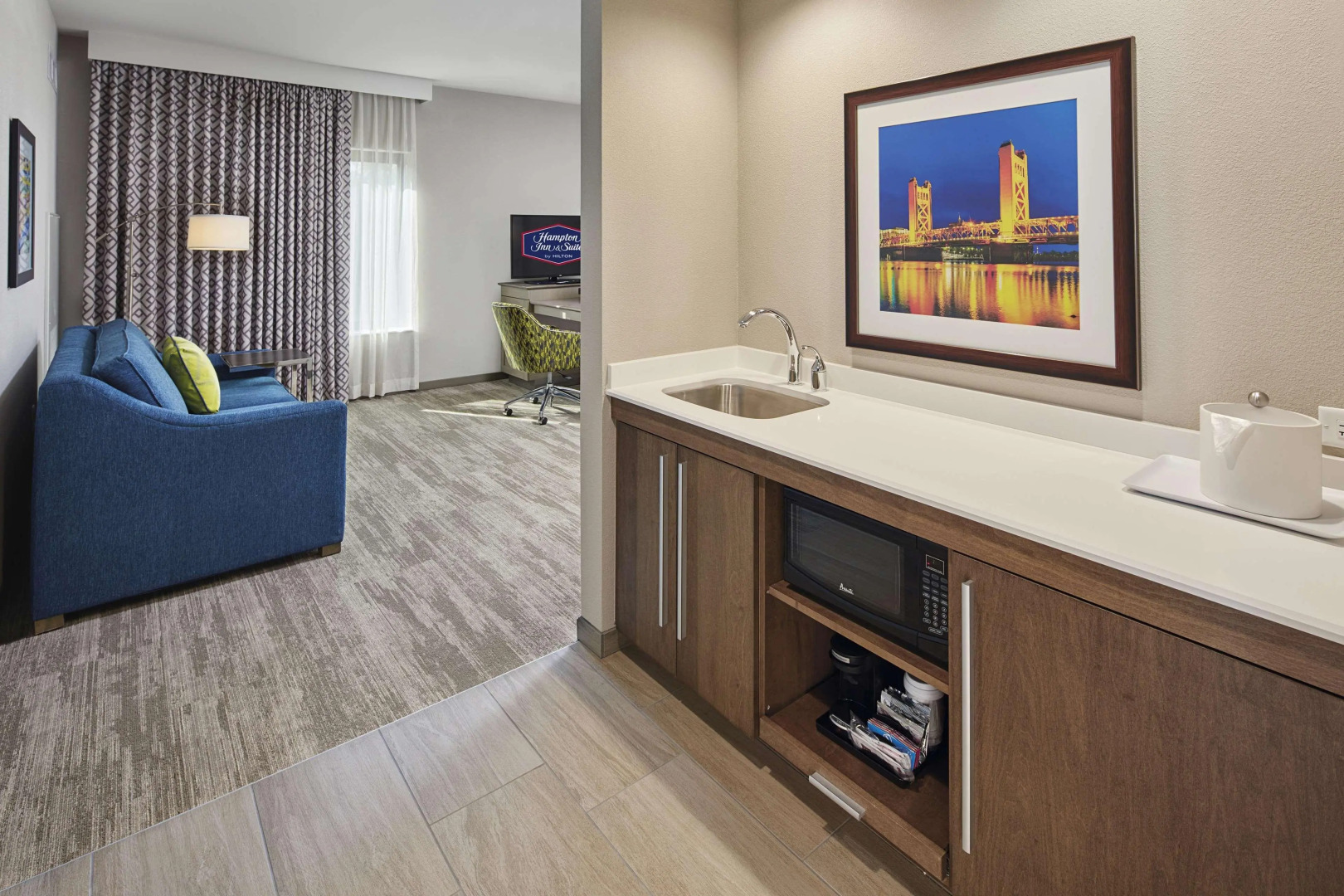 Photo - Hampton Inn & Suites Sacramento at CSUS