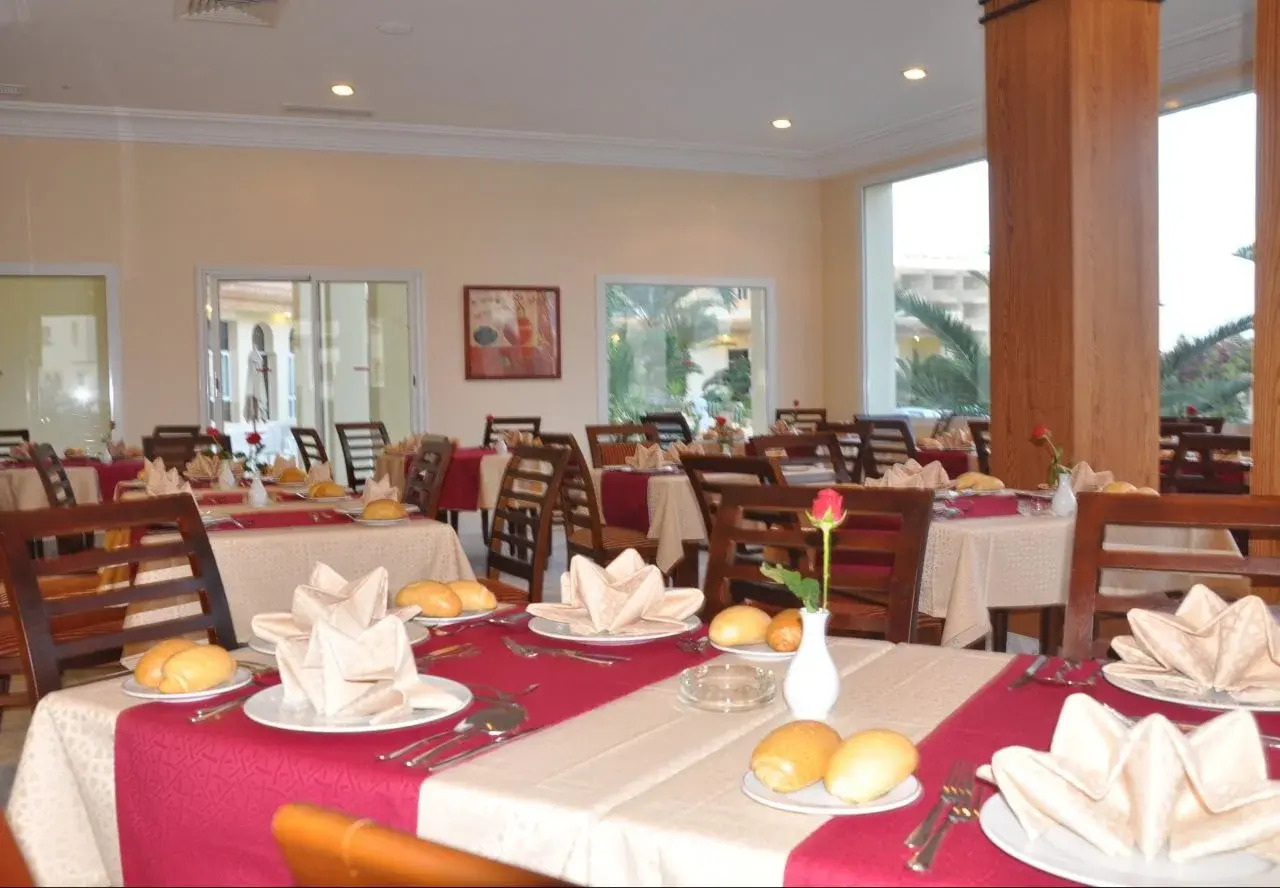 Photo - Marina Palace