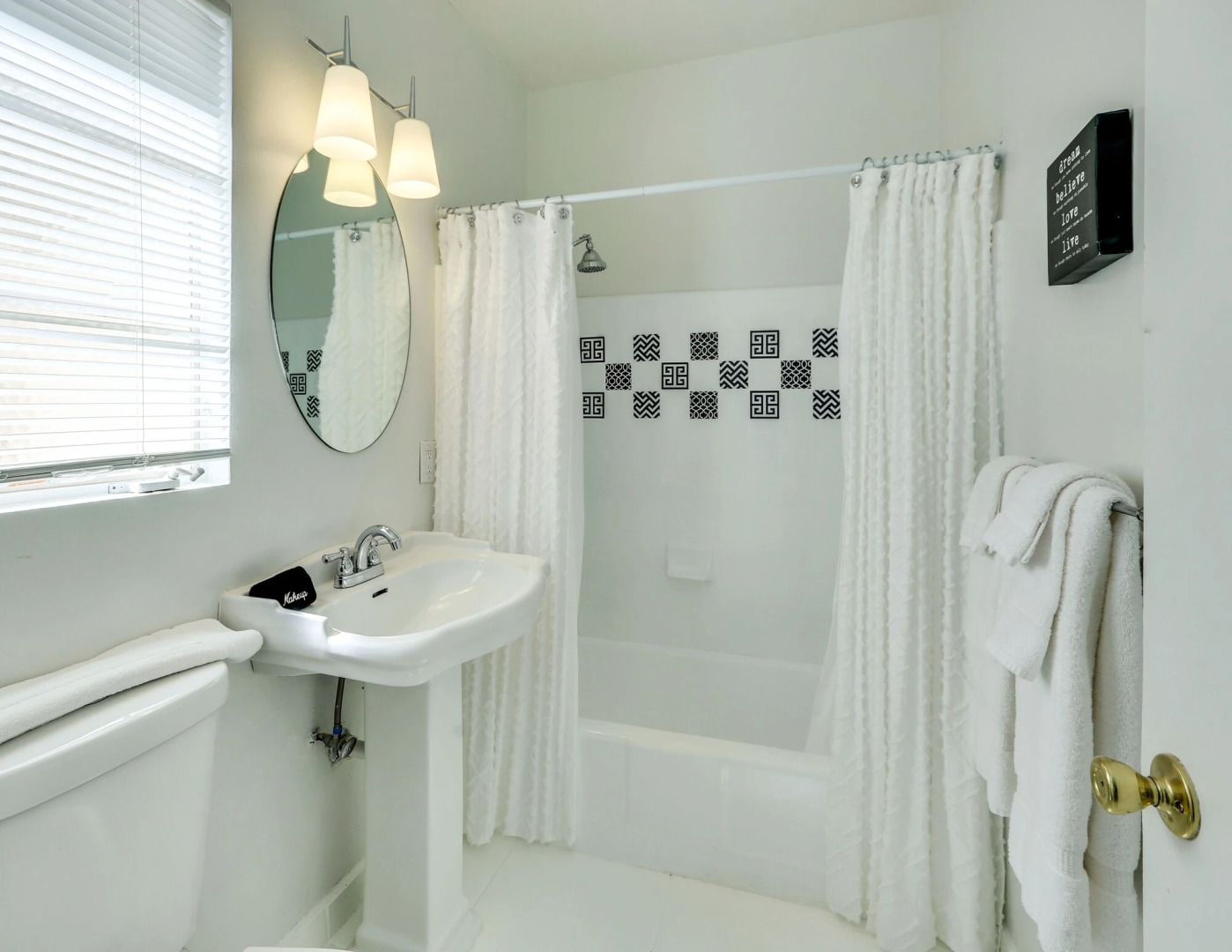 Photo - The Three Fifty Hotel