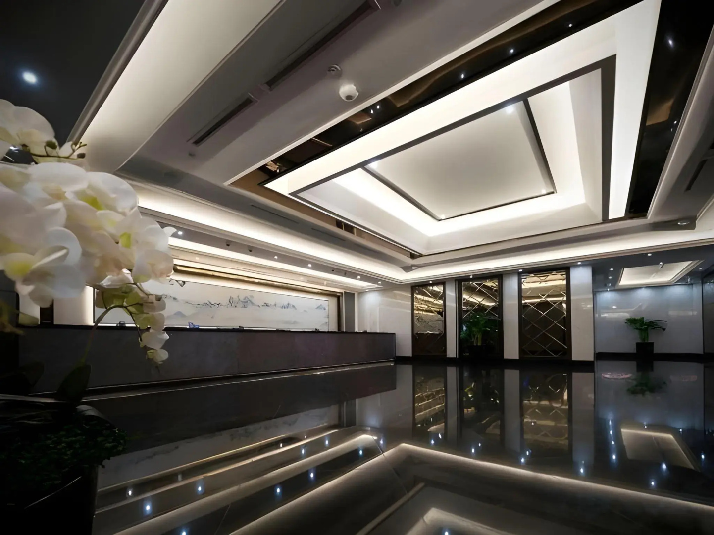 Photo - V Hotel Lavender