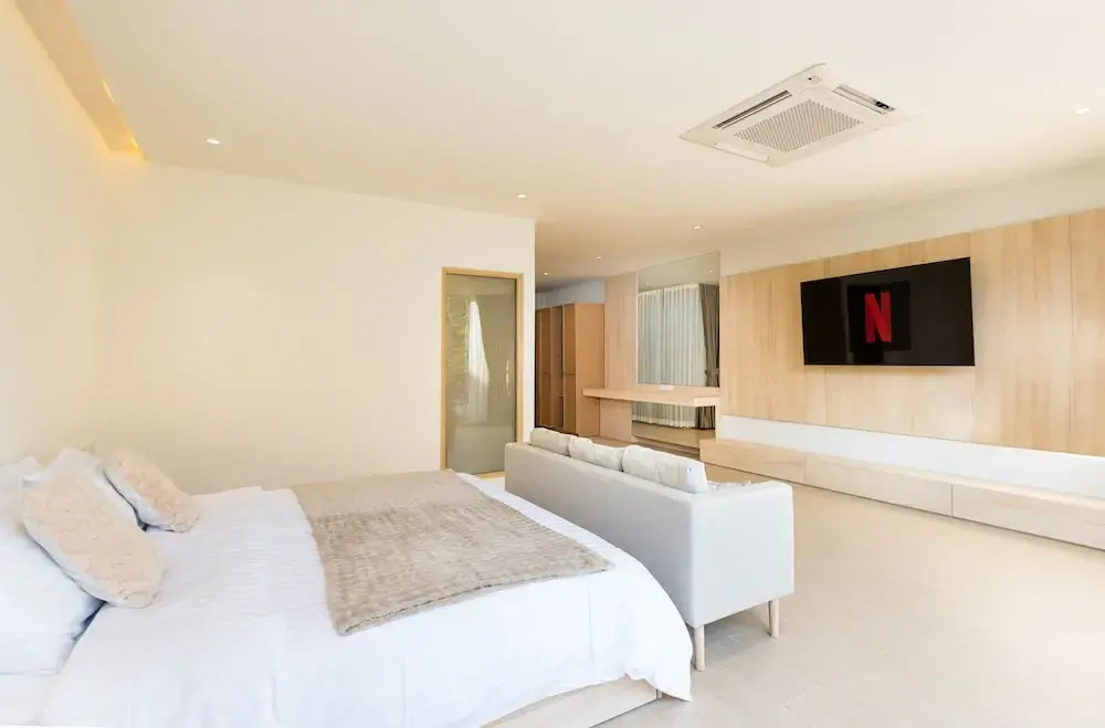 Foto - Spacious 4BR Muji Home With Loft & Pool in Ekkamai
