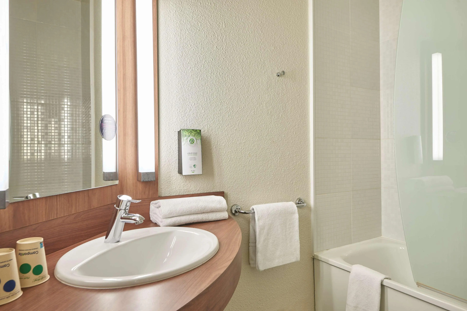 Foto - Campanile Lyon Centre - Berges du Rhône