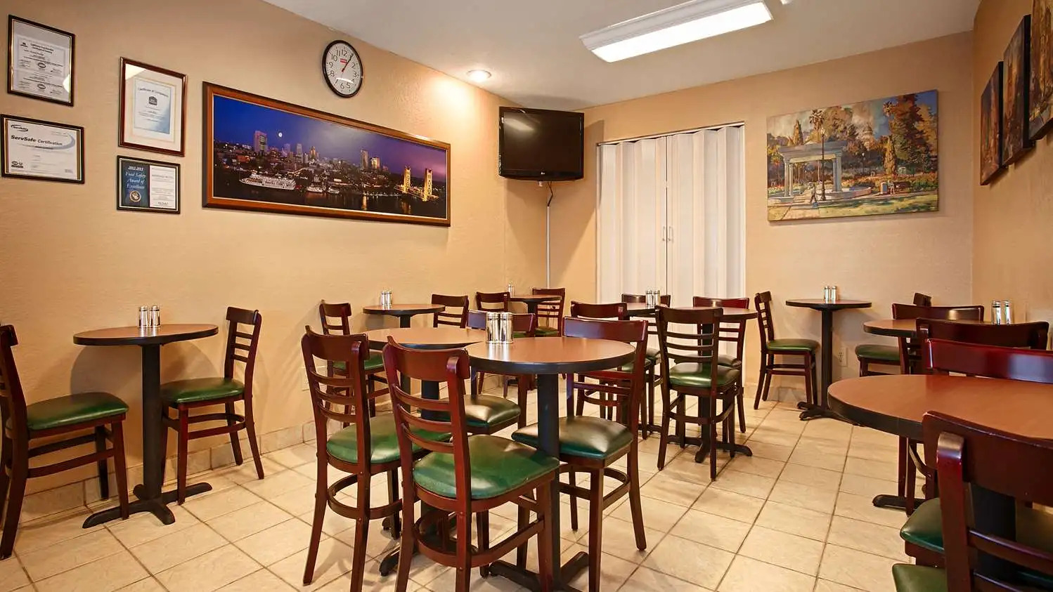 Photo - Best Western Sandman Hotel