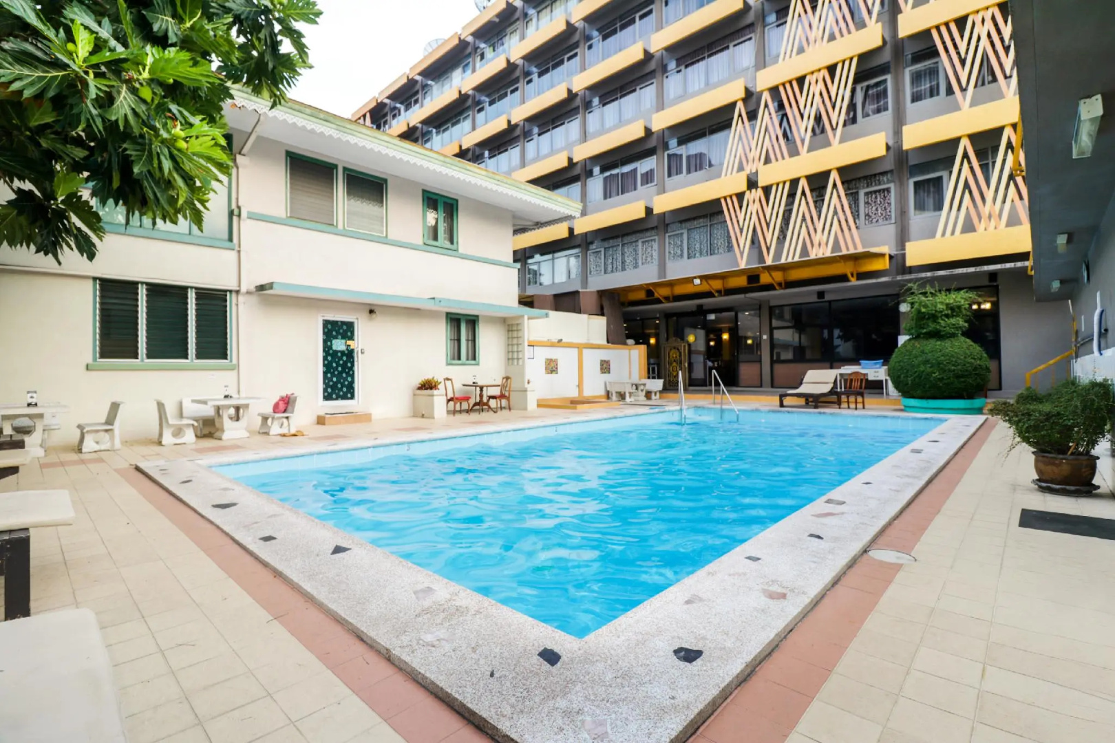 Photo - Malaysia Hotel Bangkok