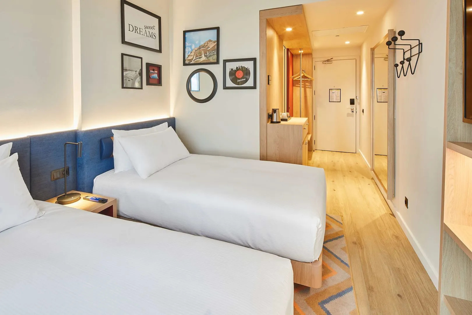 Photo - Hampton by Hilton Barcelona Fira Gran Via